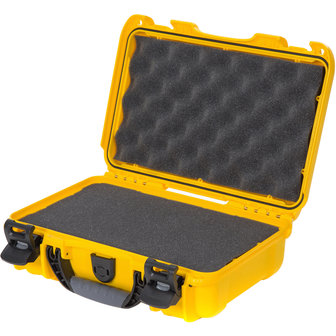 Nanuk 909 Geel met Plukschuim