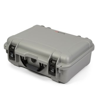 Nanuk 930 Zilver met Vakverdelers